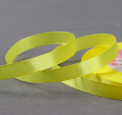 Изображение Лента атласная желтая №15, 10 мм, 22 м